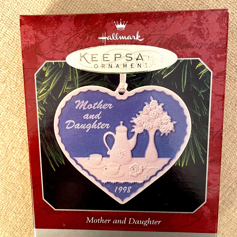 NIB Mother & Daughter Ornament Hallmark Holiday Tree Christmas